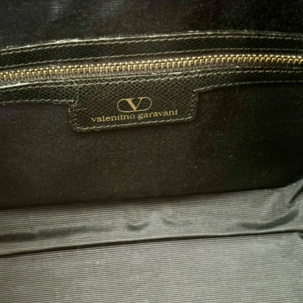 Valentino Garavani Black Leather Boston Bag - Picture 10 of 12